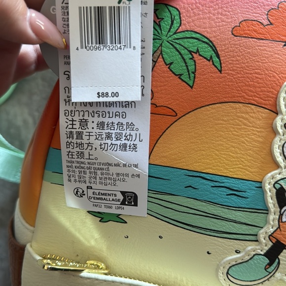 Loungefly Mickey and Minnie tropical vacation - Picture 10 of 10